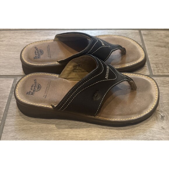Men’s Dr. Martens Air Ware Leather Thong Sandal Size 7 Cushioned main image 9